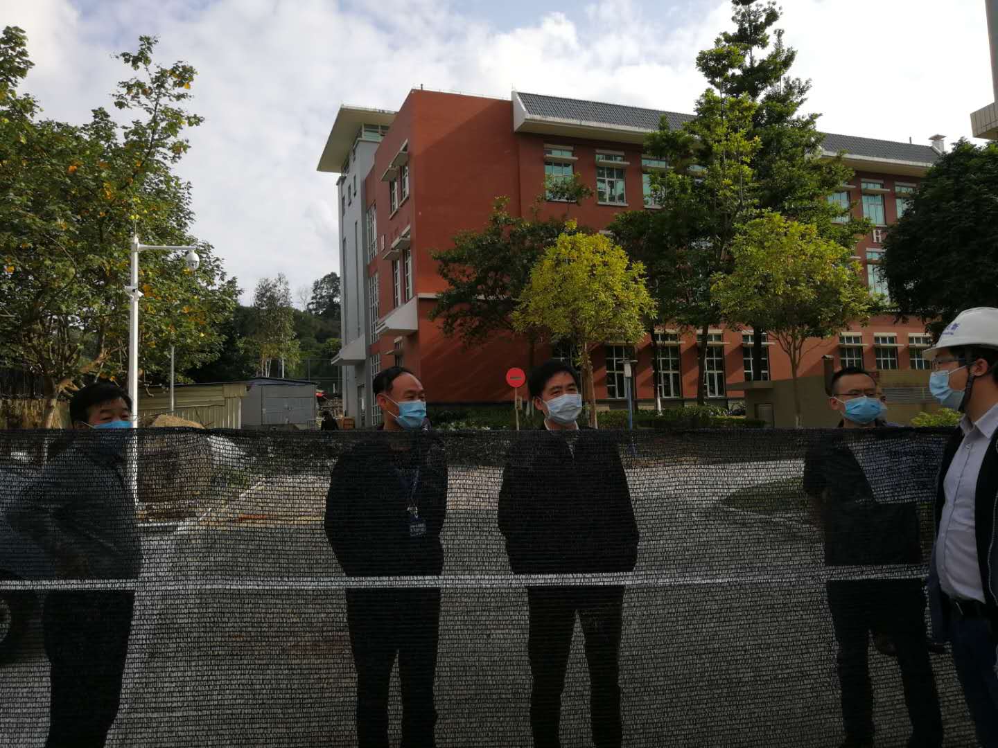 图说：广州分院分党组书记陈广浩检查广州健康院疫情防控工作.jpg