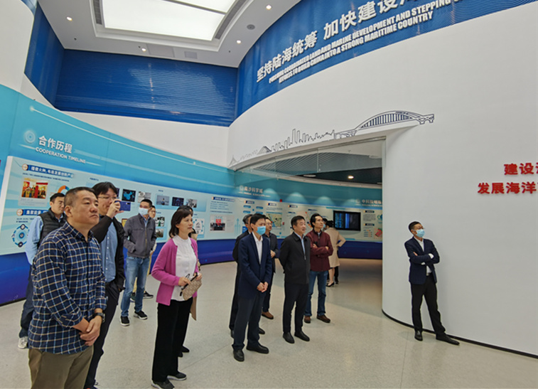 参观广州中国科学院工业技术研究院
